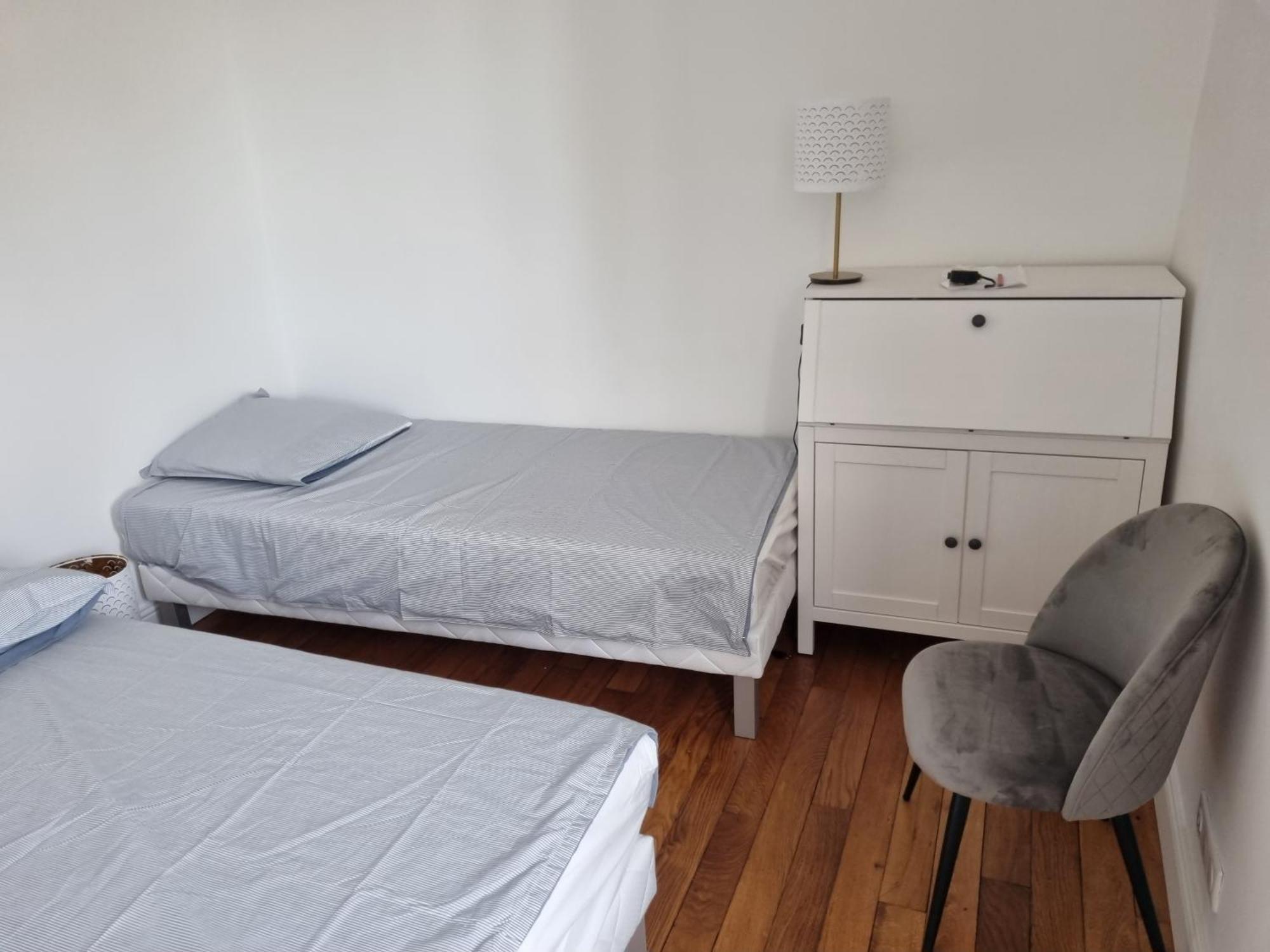 Face Chateau St Germain En Laye, Appartement 4 A 6 Personnes, 23 Min De Paris Champs-Elysees Saint-Germain-en-Laye Kültér fotó