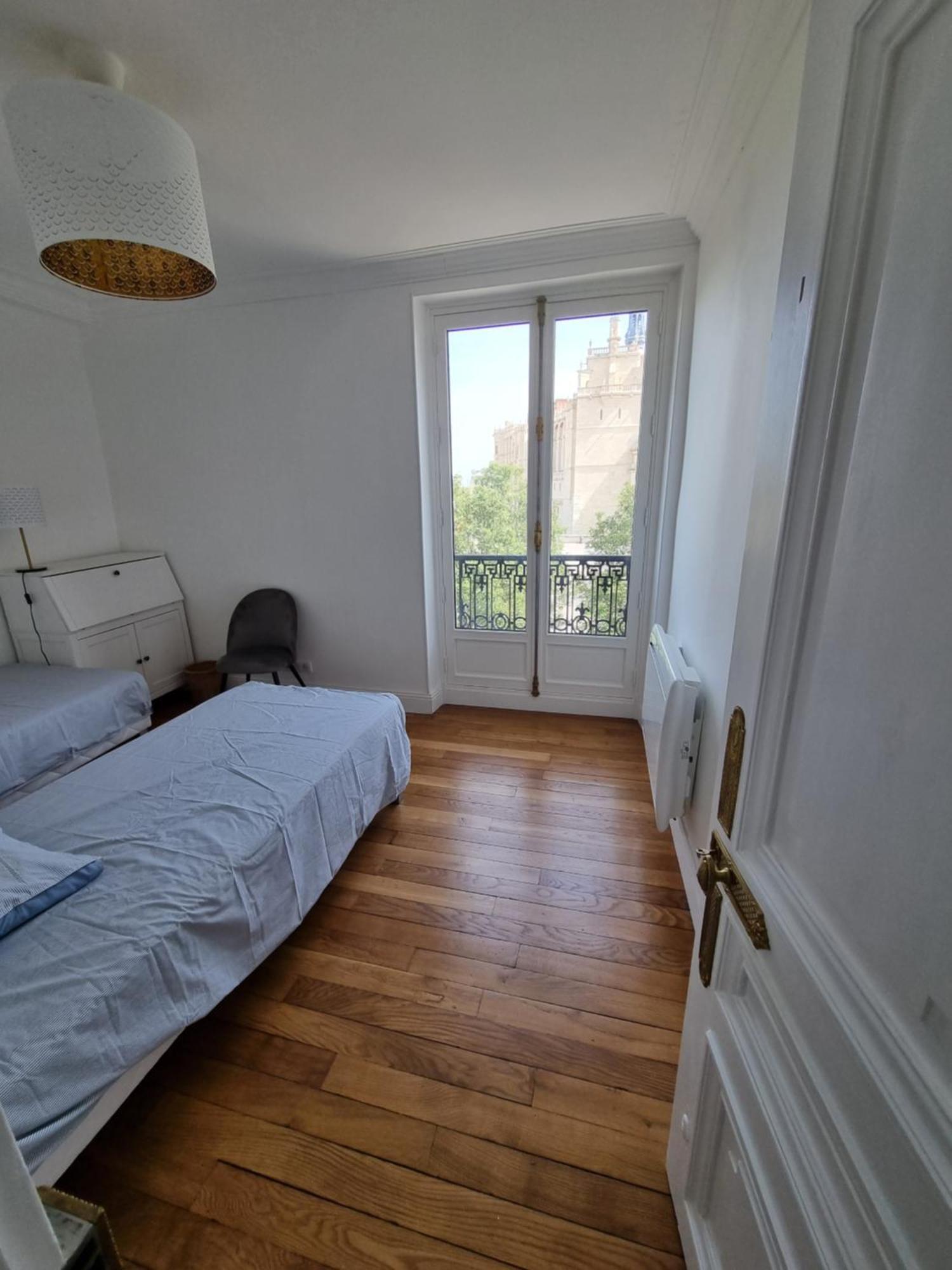 Face Chateau St Germain En Laye, Appartement 4 A 6 Personnes, 23 Min De Paris Champs-Elysees Saint-Germain-en-Laye Kültér fotó